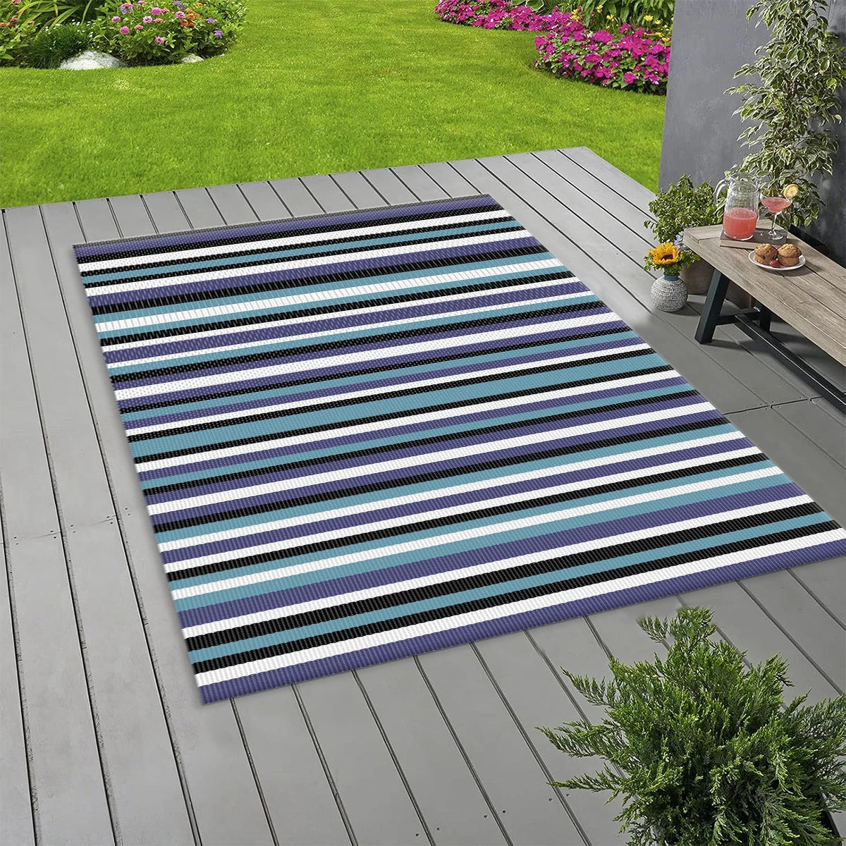 Indoor Outdoor Single Layer Waterproof Reversible Plastic Straw Patio Rugs PP Material Striped Style Carpets Picnic Mat Name to come later