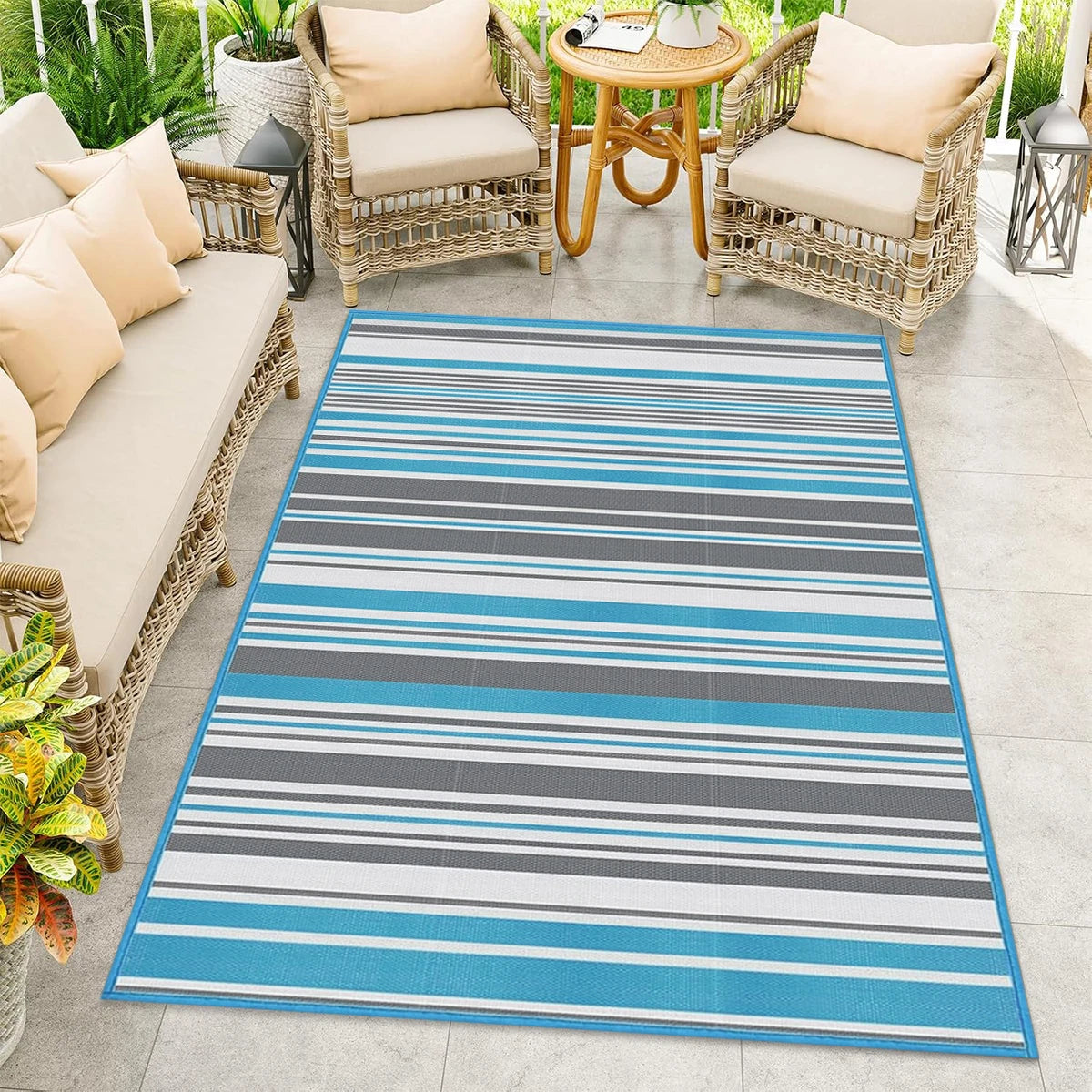 Indoor Outdoor Single Layer Waterproof Reversible Plastic Straw Patio Rugs PP Material Striped Style Carpets Picnic Mat Name to come later